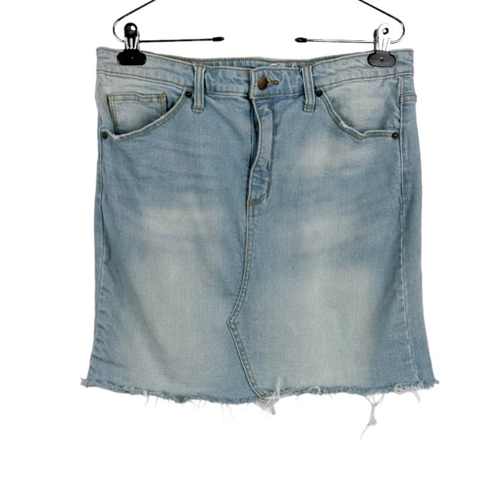 Universal Thread Denim Skirt Frayed Hem Size 14/32